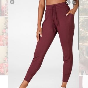 Fabletics Lenny Joggers